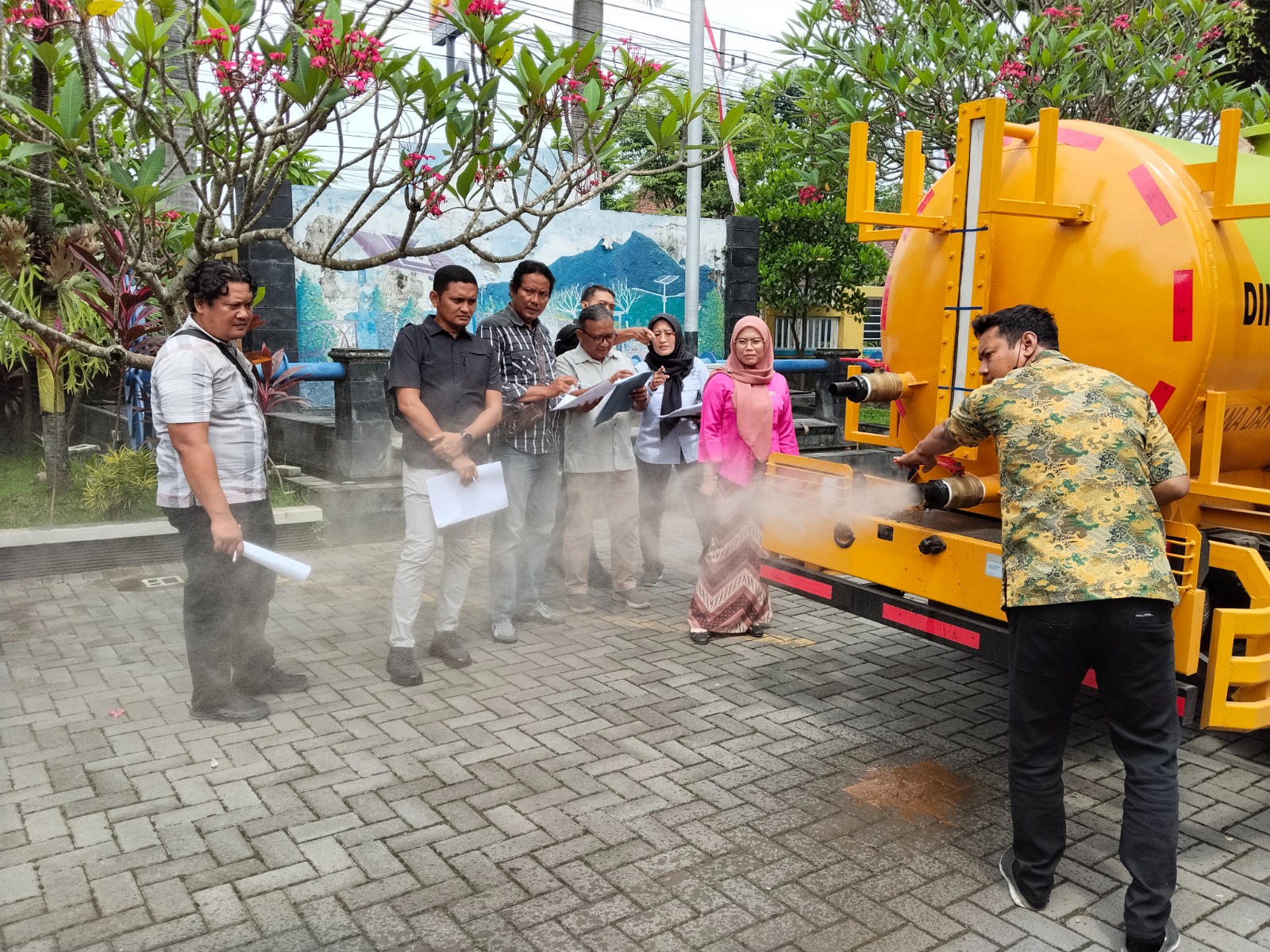 Pemkab Tulungagung Terima Tambahan Mobil Penyedot Tinja, Tapi Warga Masih Enggan Gunakan