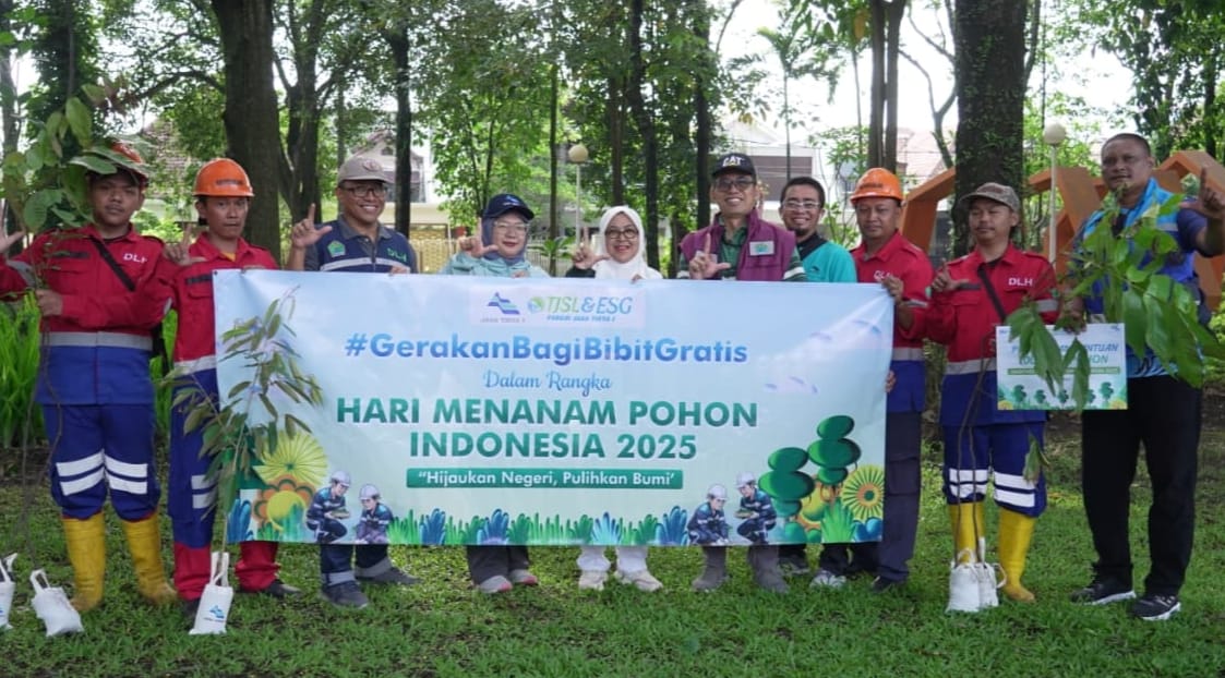 PJT I Dorong Kebiasaan Masyarakat Gemar Tanam Pohon 