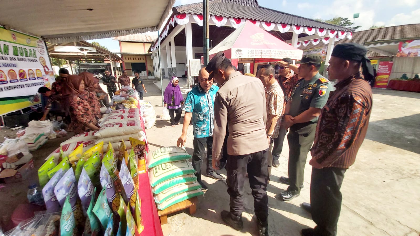 Kendalikan Inflasi Harga Pangan, DKP Tulungagung Gelar Bazar Pangan Murah di Desa Padangan