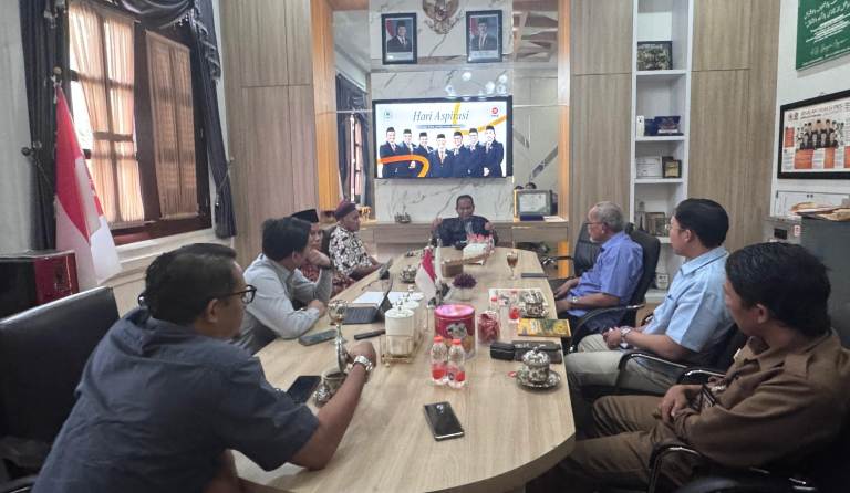 Warga Sawojajar Keluhkan Toko Miras ke DPRD Kota Malang