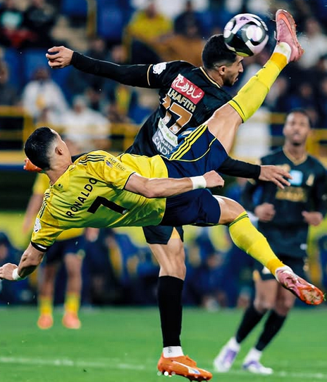 Cristiano Ronaldo Cetak Gol Spektakuler dari Tendangan Salto untuk Al Nassr, Tambah Rekor Karier