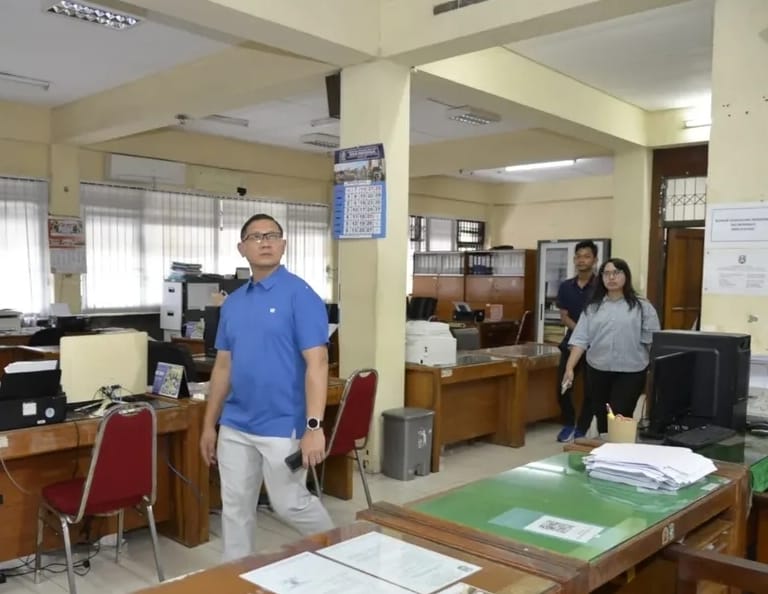 Tingkatkan Standar Pelayanan, Kadindik Jatim Sidak Cabang Dinas Surabaya dan Sidoarjo
