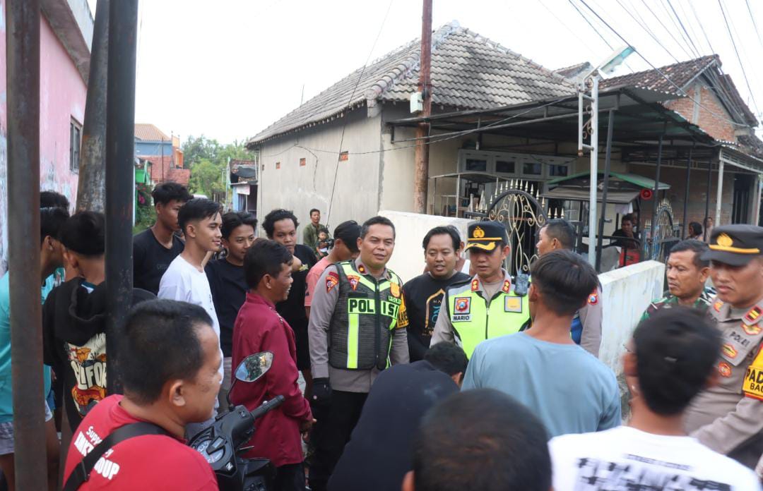 Perang Petasan Viral, Kapolres Bojonegoro AKBP Mario Beri Edukasi Kamtibmas ke Pemuda di Baureno