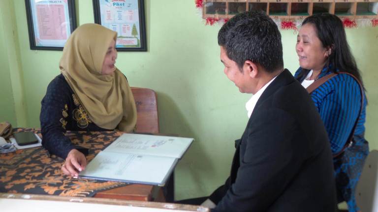 Efek Domino Fatherless: Dari Kesehatan Mental Anak hingga Masalah Sosial