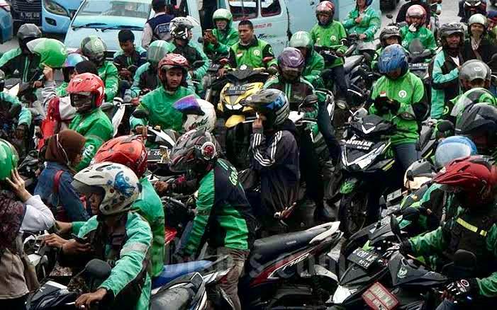 Stimulus Ekonomi 2025, Perlindungan untuk Ojol dan Pekerja Lepas