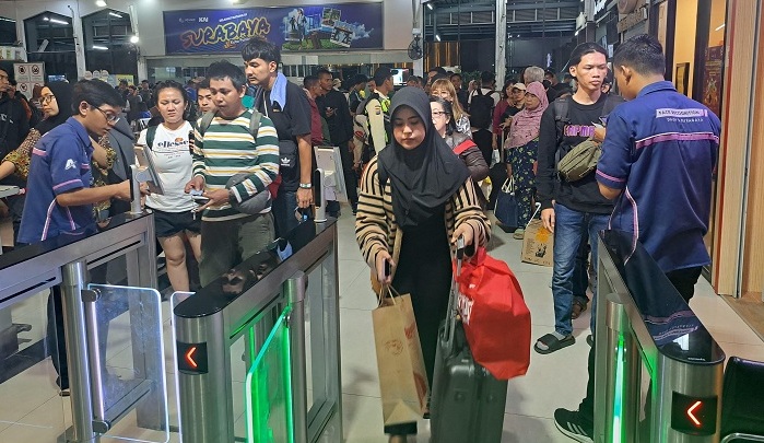 Jelang Nataru Daop 8 Siapkan Kereta Api Tambahan