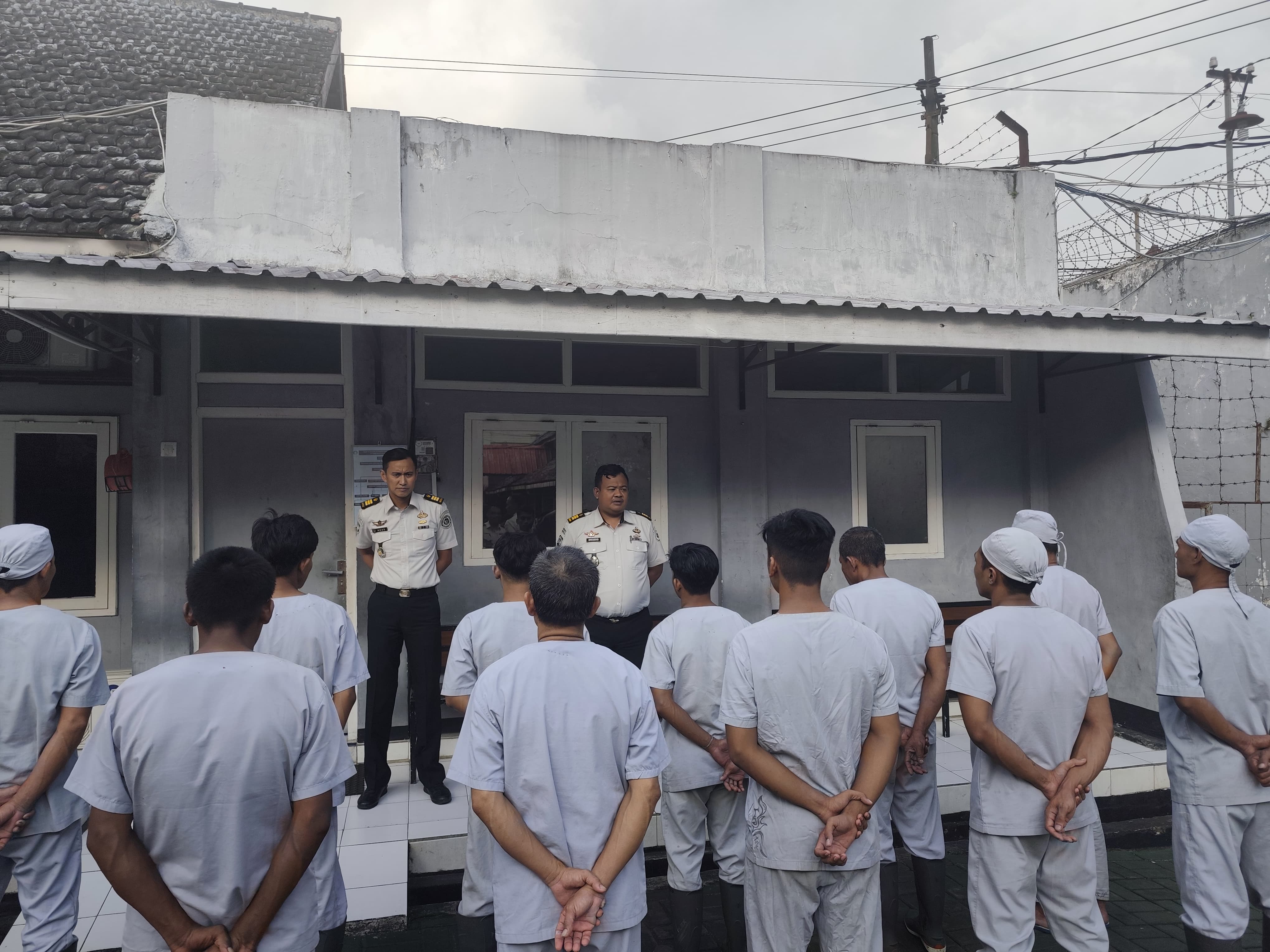 Lewat Dialog Hangat, Pejabat Lapas Jember Rangkul Tamping Dapur Jaga Kondusifitas