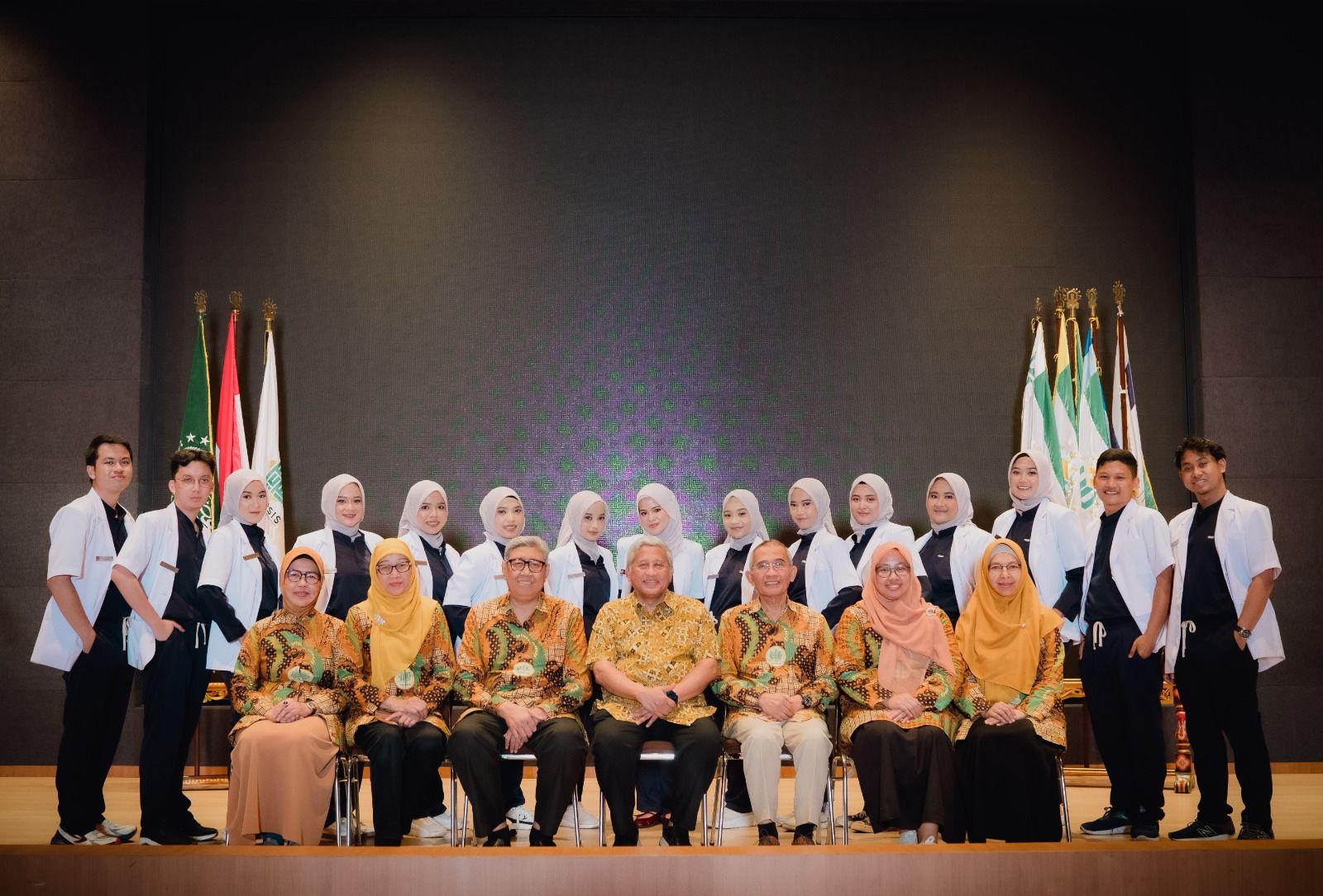 Cetak 16 Dokter Baru Berakreditasi Unggul, Unusa Siapkan PPDS