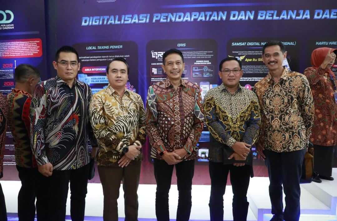 Hadiri Rakornas P2DD, Pj Walikota Malang Akan Percepat Proses Penerbitan Kartu Kredit Indonesia 