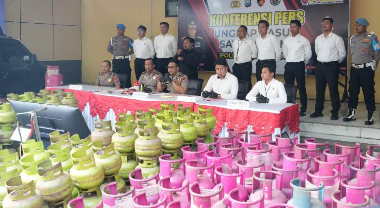 Polresta Sidoarjo Bongkar Sindikat Elpiji Oplosan di Rumah Kontrakan
