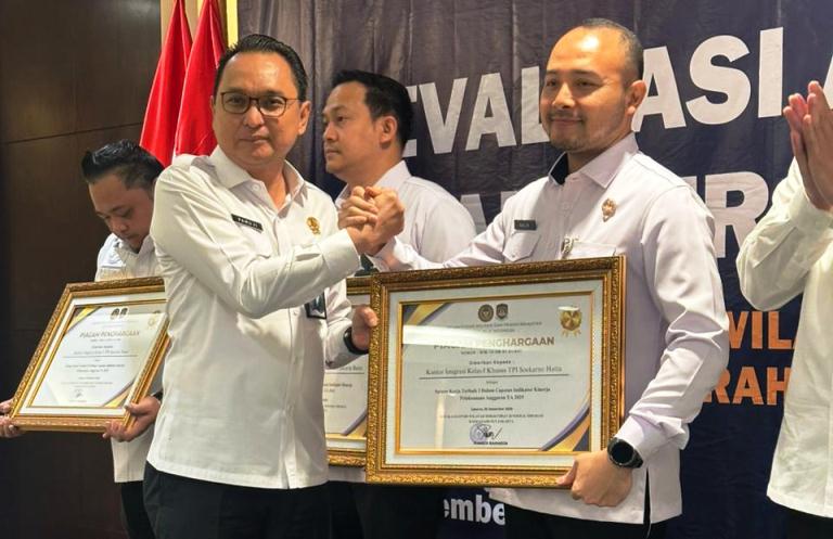 Imigrasi Soetta Raih Dua Penghargaan pada Evaluasi Akhir Tahun Kanwil Ditjen Imigrasi Daerah Khusus Jakarta