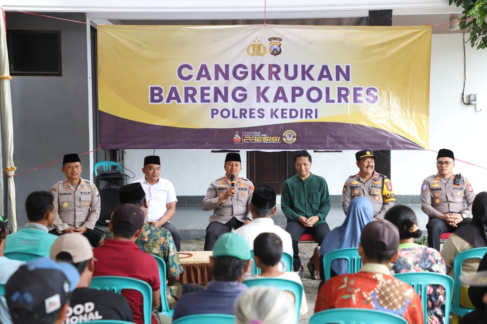 Cangkruk Bareng Kapolres Kediri Ciptakan Ruang Dialog Lebih Akrab