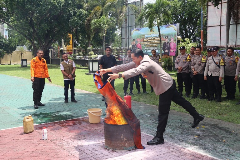 Pelatihan SAR Terbatas Tingkatkan Kesiapsiagaan Bhabinkamtibmas Magetan