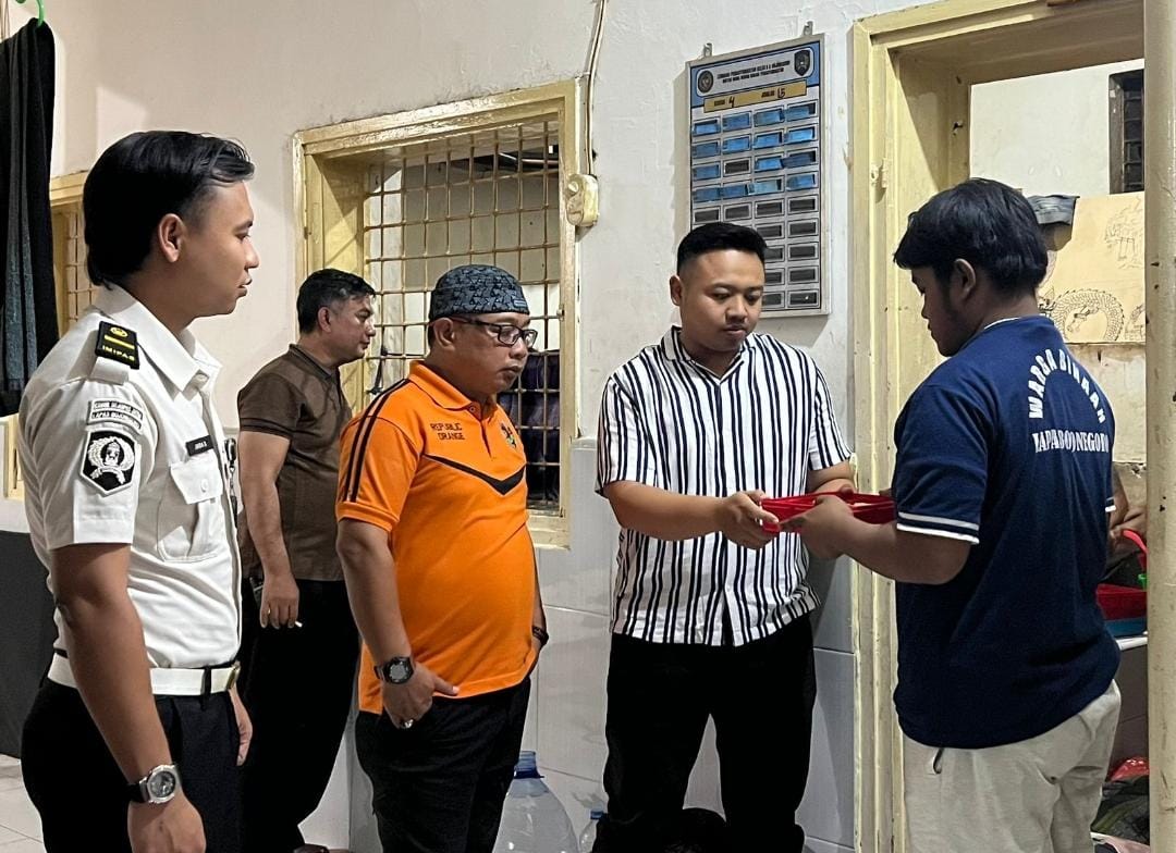 Program Spesial Ramadan, Lapas Bojonegoro Bagikan Jatah Makan Sahur bagi Warga Binaan