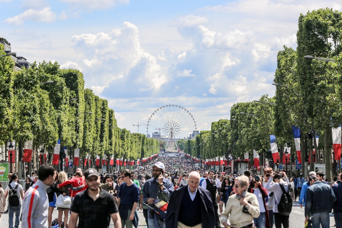 Mengenal 5 Tradisi dan Festival Budaya Prancis yang Menghiasi Kehidupan Sehari-hari