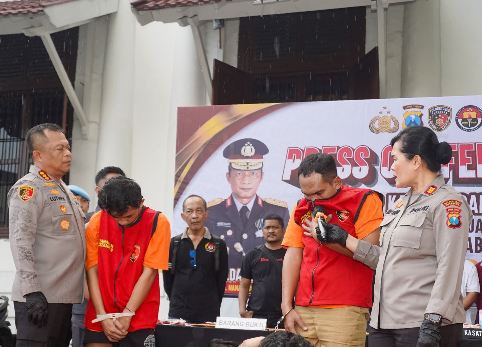 Gondol 2 Pikap di Genteng, Komplotan Pencuri Jual ke Penadah Rp50 Juta