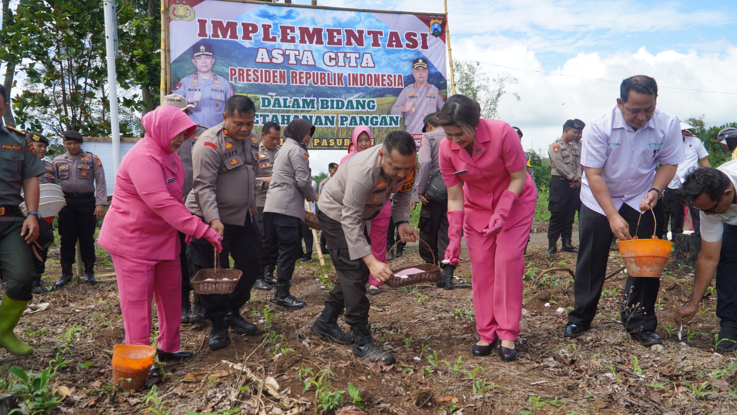 Polres Pasuruan Ciptakan Lumbung Pangan Nasional dari Desa