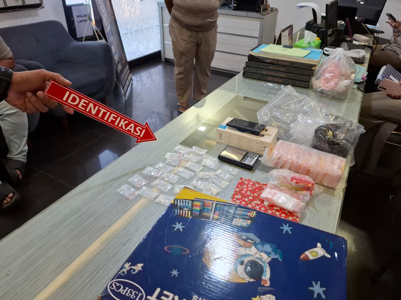 Polres Malang Tangkap Dua Warga Bantur, Sita 49,56 Gram Sabu di Turen