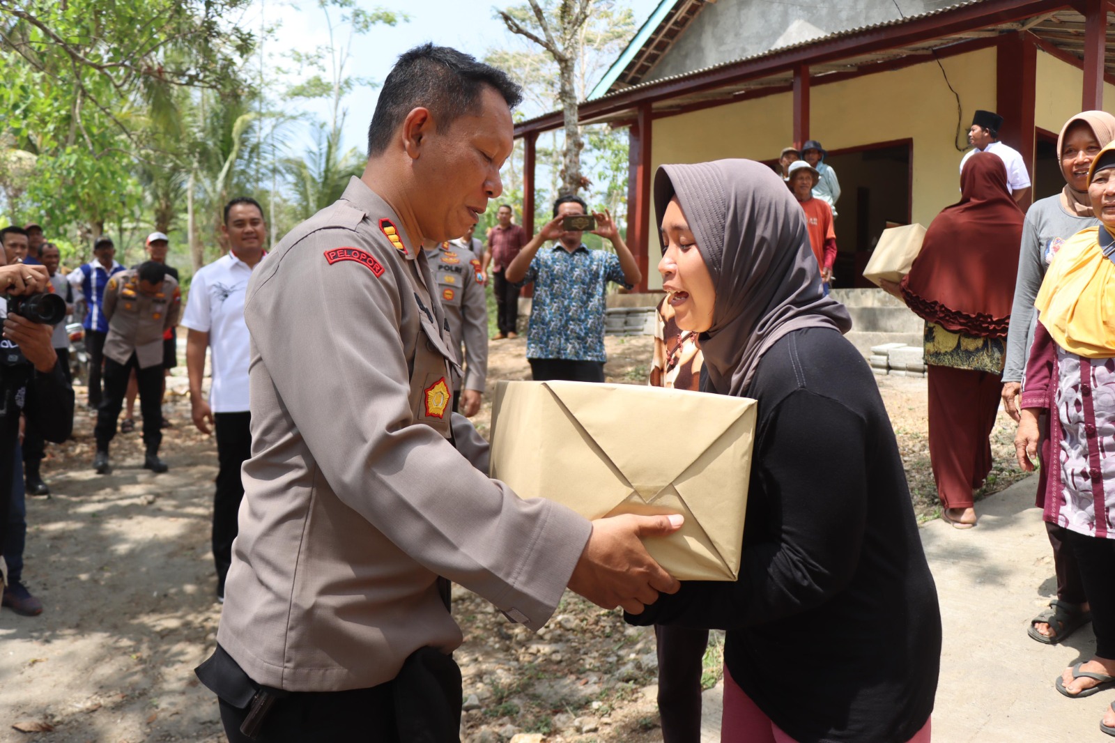 Polres Malang Bangun Sumur Bor Serta Fasilitasnya Bagi Warga Mentaraman