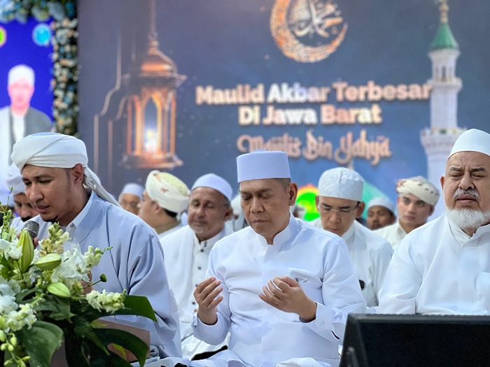 Habib Usman Bin Yahya Doakan Adies Kadir di Acara Maulid Nabi di Cisarua Bogor