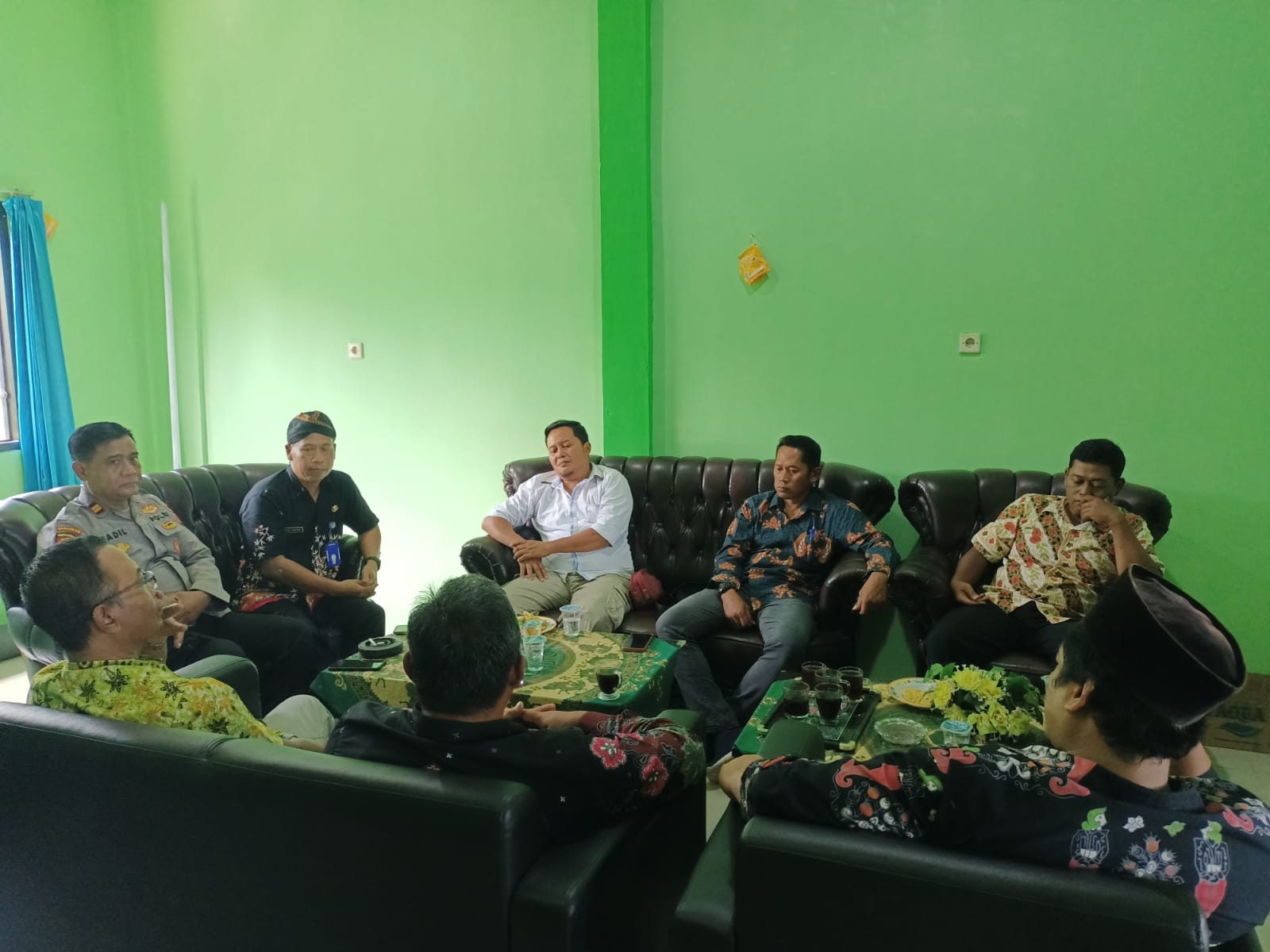 Forkopimcam Temayang Bersama Para Kepala Desa Sepakat Sukseskan Pemilu 2024 Damai