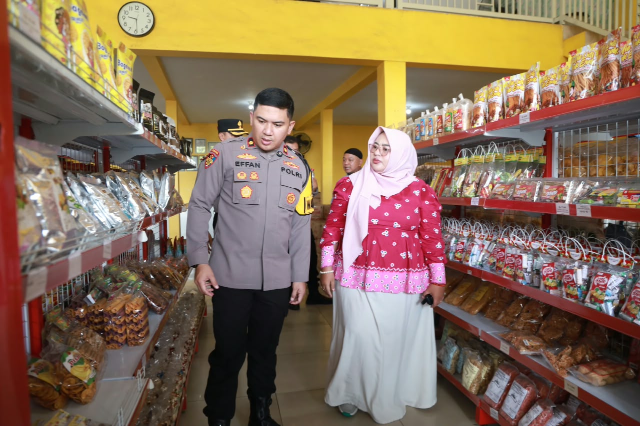 Wakapolres Jember Kunjungi UMKM Mak Enak, Dukung Perluasan Lapangan Kerja