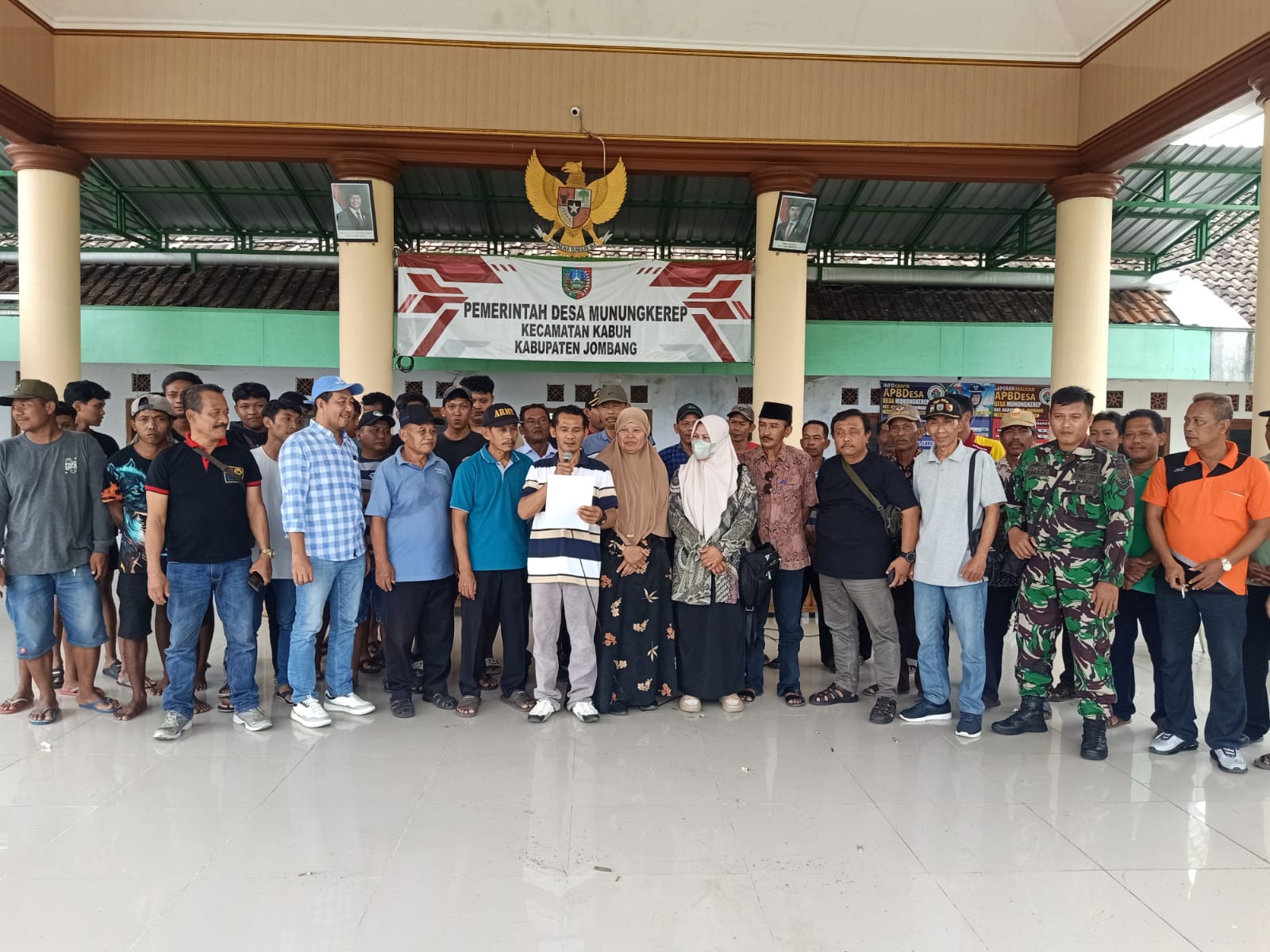 Resah Oleh Ulah Oknum Wartawan dan LSM, Kades se-Kecamatan di Jombang Melawan