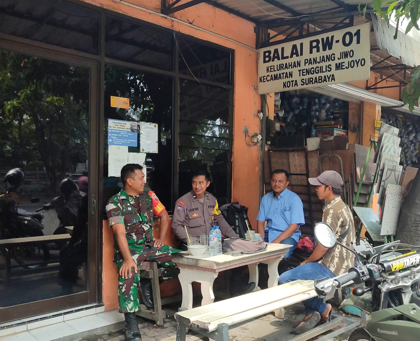 Polsek Tenggilis Mejoyo Jalin Sinergi dengan Tokoh Agama dan Warga, Ingatkan Waspada Curanmor