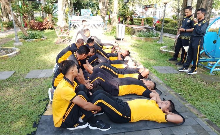 Jaga Kondisi Tetap Prima, Polres Ngawi Gelar Tes Kesamaptaan Jasmani