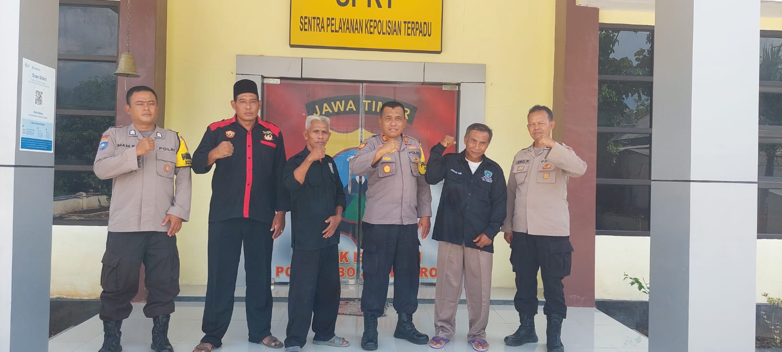 Kapolsek Bubulan Silaturahmi dengan Tokoh Pencak Silat