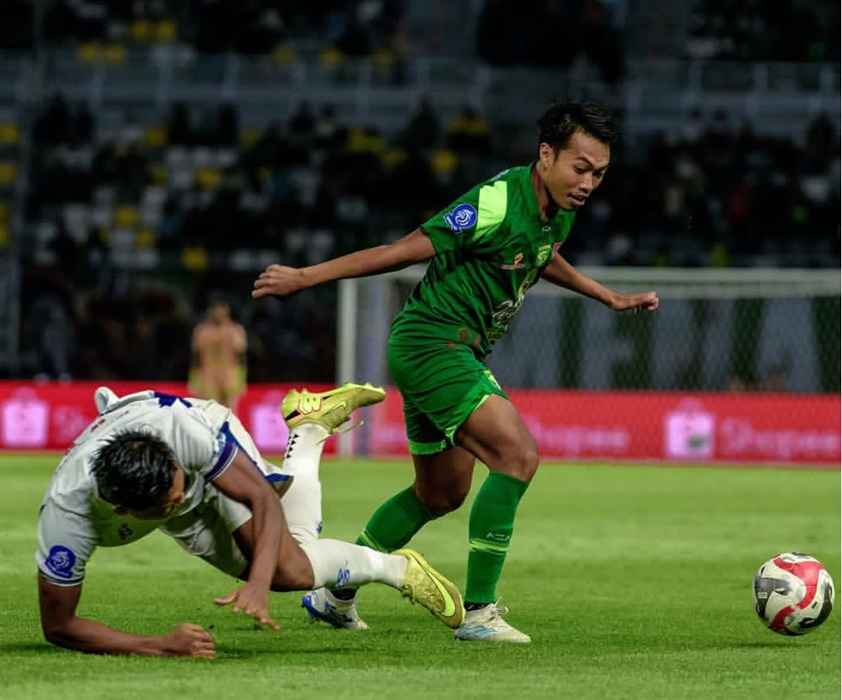 Setengah Musim Bela Persebaya, Riyan Ardiansyah Resmi Hengkang