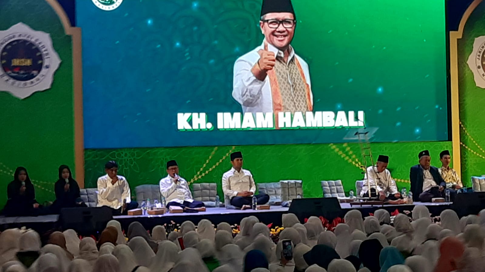 Hadiri Istigosah di Kota Mojokerto, Cawagub Emil Dardak Didoakan Ribuan Jemaah