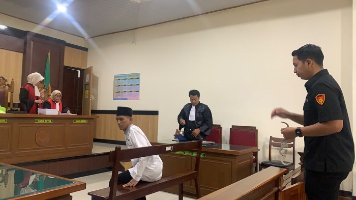 Pegawai PMD Gresik Jalani Sidang Perdana Kasus Penipuan SK ASN Bodong