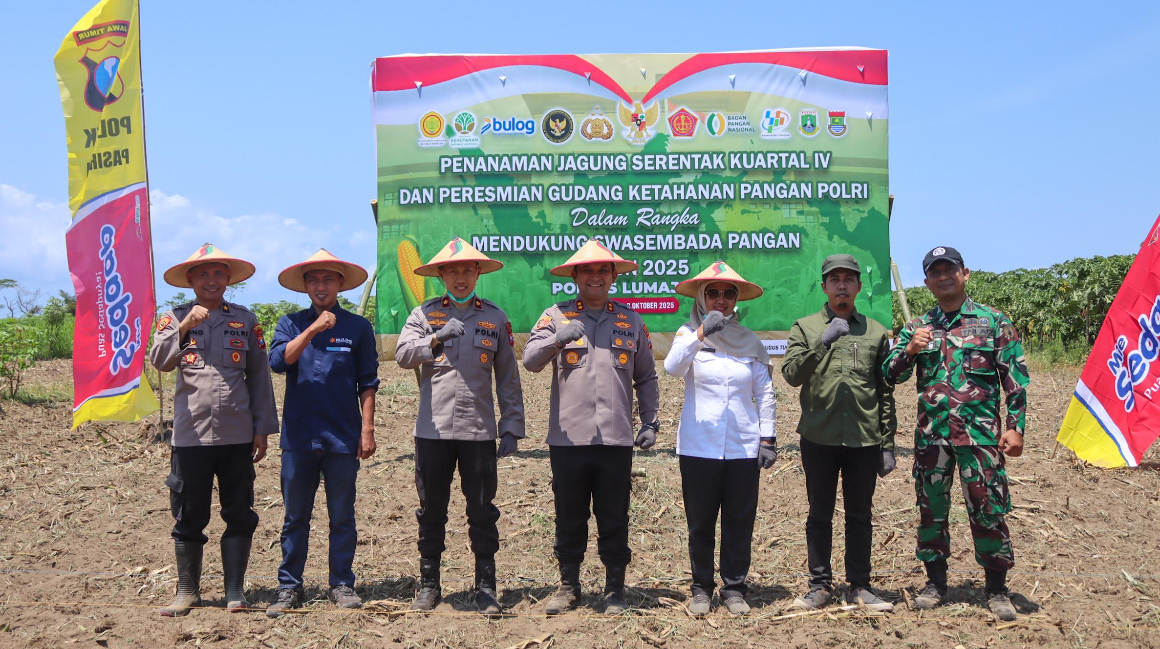 Polres Lumajang Gelar Penanaman Jagung Serentak dan Gerakan Pangan Murah di Pasirian