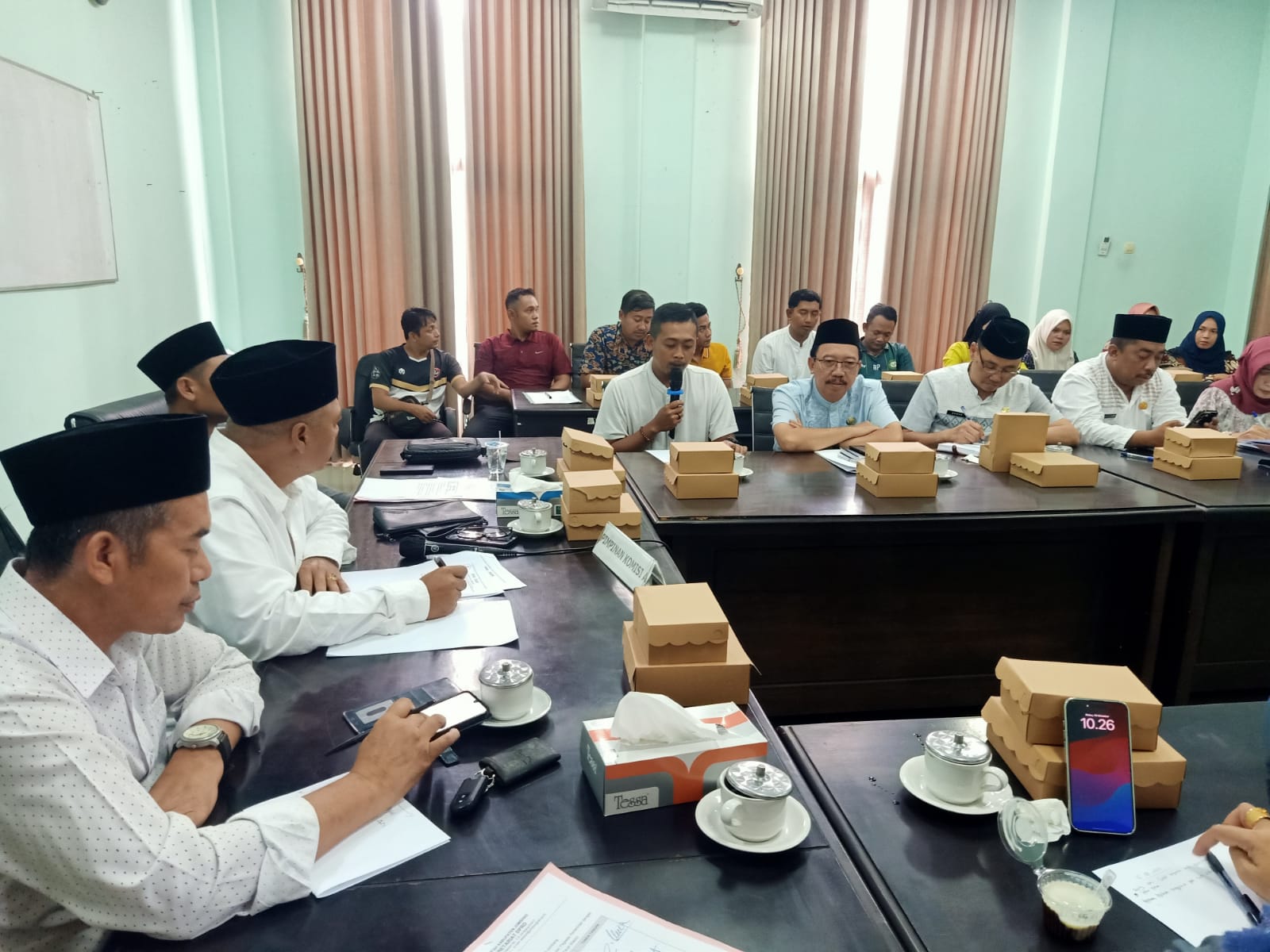 SK dan Gaji Belum Pasti, Honorer Jombang Wadul Dewan