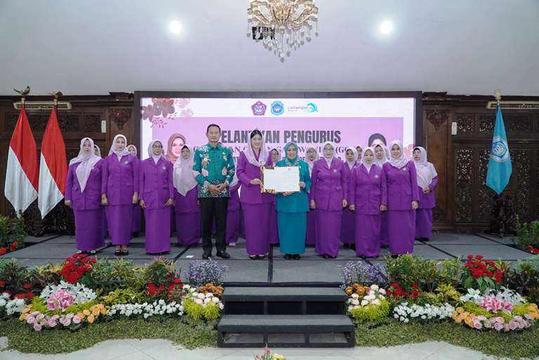 Dilantik, GOW Mitra Pemerintah Jawab Tantangan Kaum Perempuan