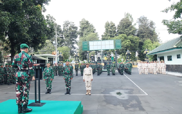 Dandim 0821 Lumajang Lepas 29 Personel Pindah Satuan, MPP, dan Purna Tugas