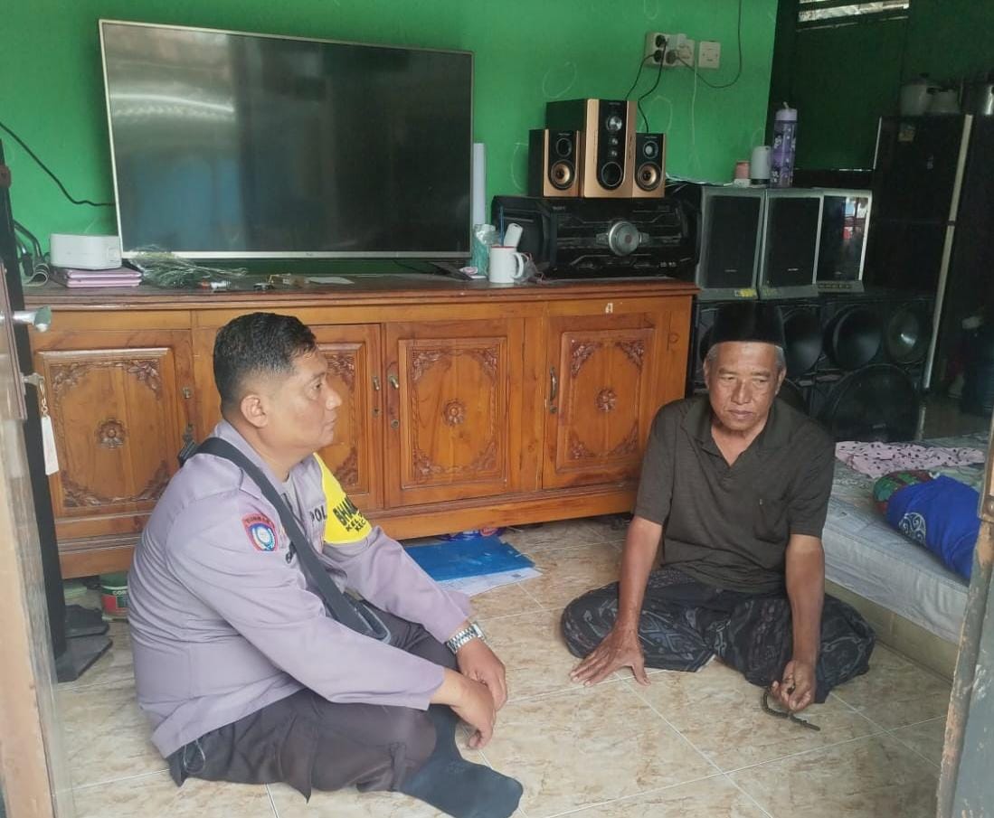 Polsek Simokerto Sambangi Warga Kapasari Terkait Temuan Motor di Bazar Polrestabes