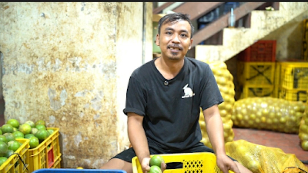 Efek Domino Program MBG, Omzet Pedagang Jeruk di Solo Melonjak hingga 1 Ton per Hari