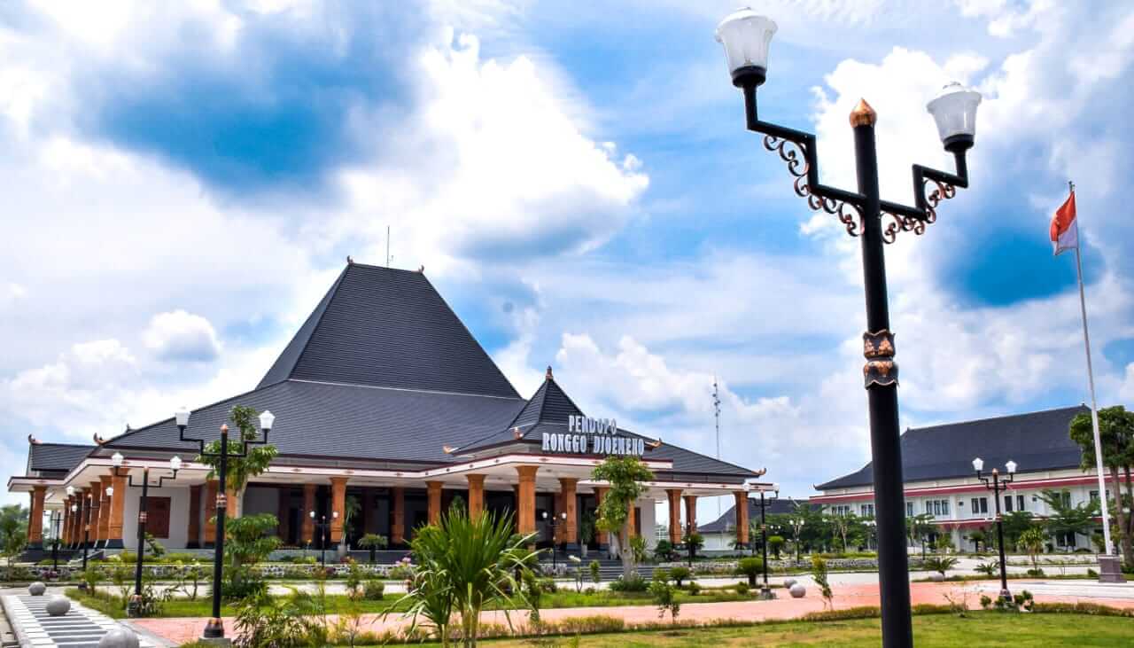 Mengenal 3 Bupati Madiun yang Menjabat Selama Dua Periode Berturut-turut