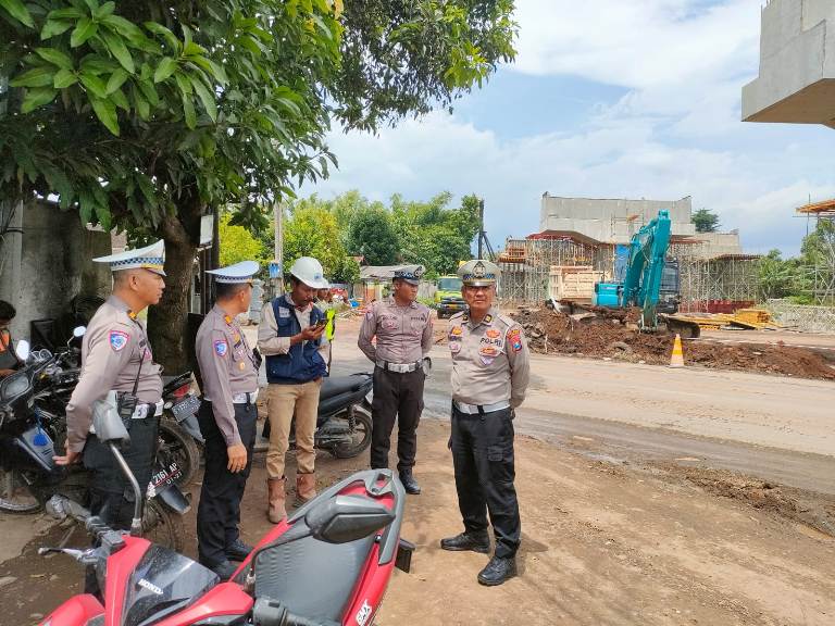 Satlantas Polres Kediri Kota Survei Pengalihan Arus Lalin Terkait Proyek Tol Bandara Dhoho