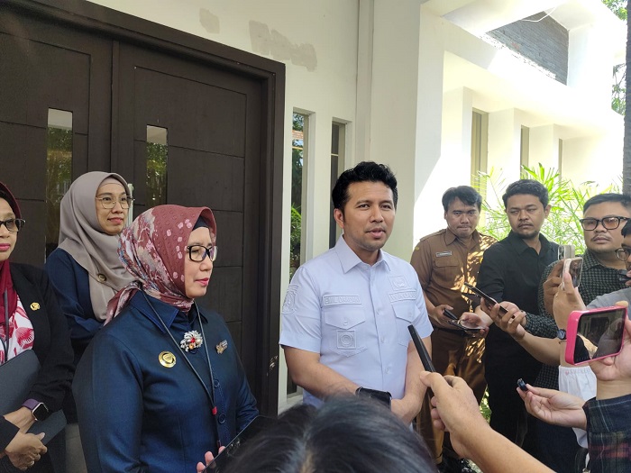 Wagub Emil Dardak Ajak Warga Terima Petugas Sensus Ekonomi, Data Dijamin Rahasia