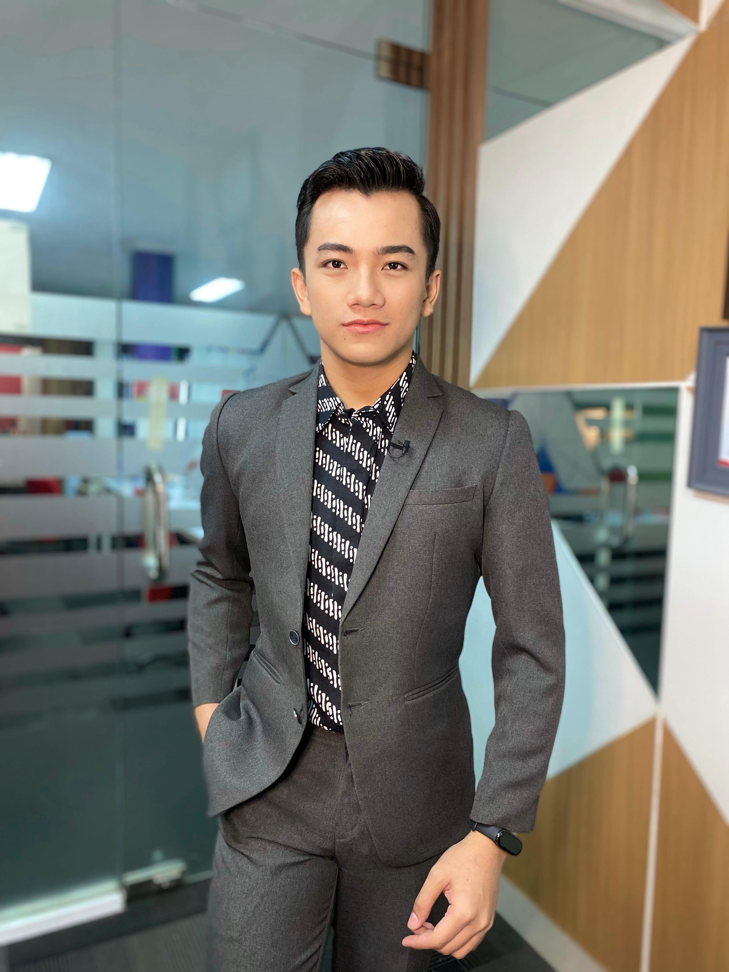 Kisah Inspiratif Agung Prazta, Menyatukan Dunia Reporter dan Tari Tradisional