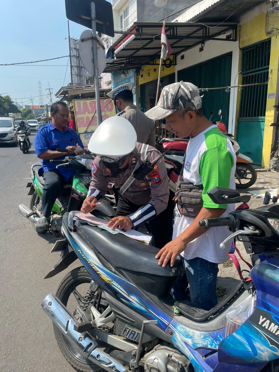 Polsek Tandes Gelar Operasi Patuh Semeru 2025, Ratusan Pelanggar Ditindak