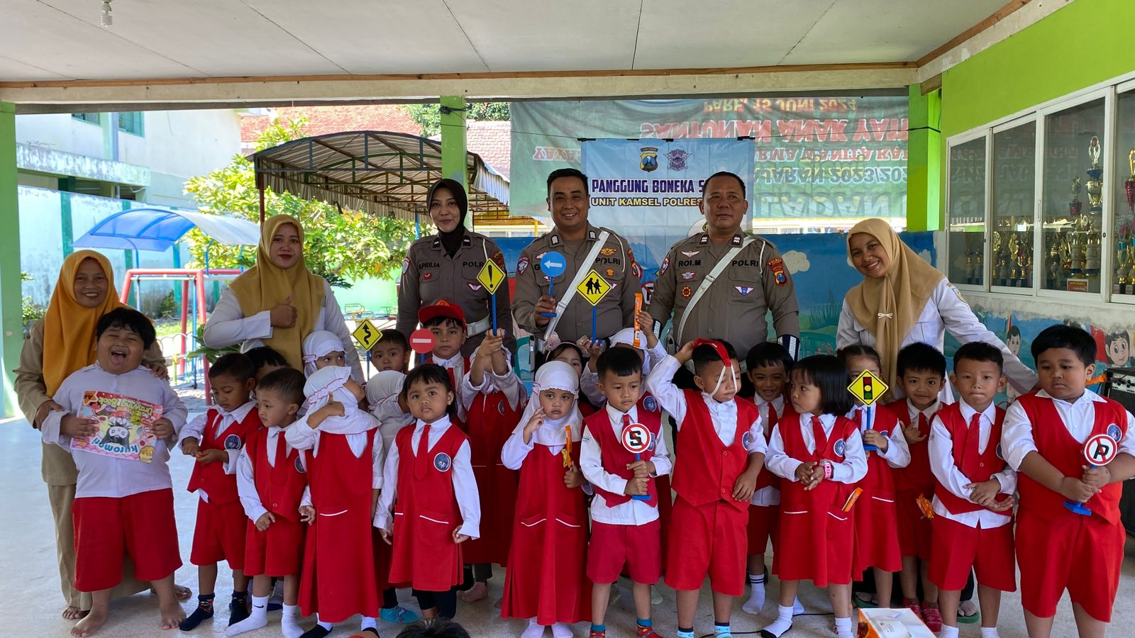 Satlantas Polres Kediri Gelar Jajan Kelas di TK Tauladan Pare