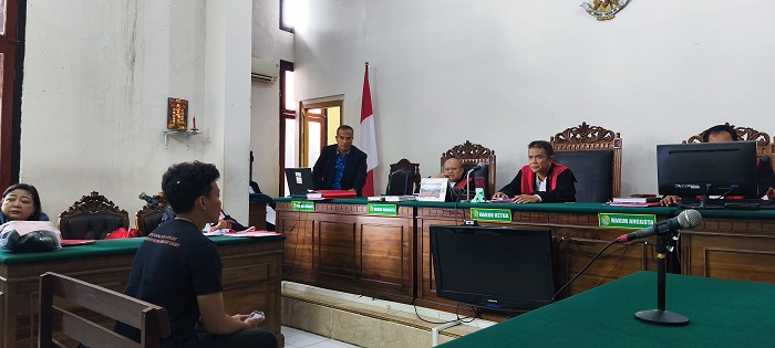 Cari Ranjau Sabu, Polisi Justru Tangkap Warga Surabaya yang Asyik Main Judi Online