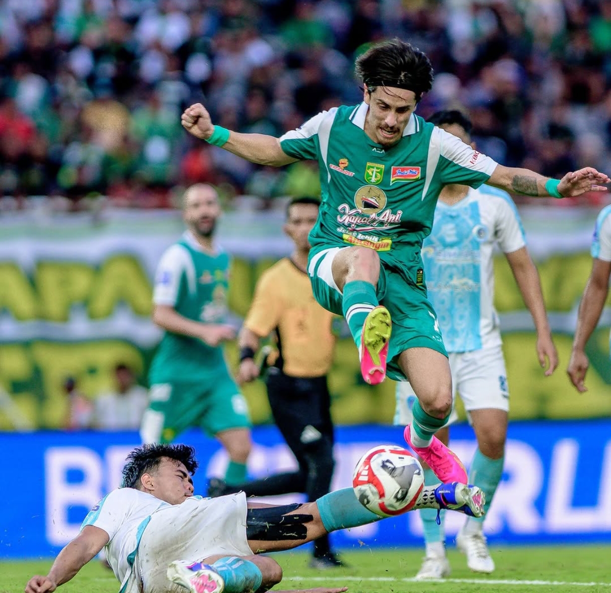 Francisco Rivera Jadi Nyawa Permainan Persebaya Musim 2025/2026