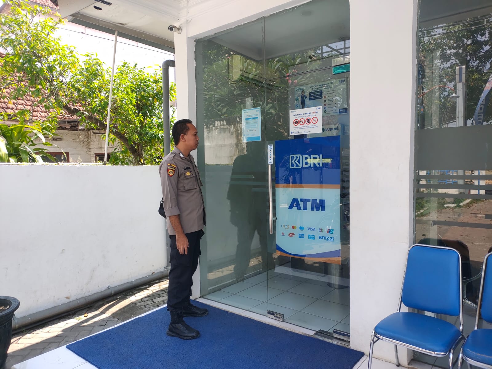 Polsek Baureno Patroli ATM dan BRI Link Pastikan Keamanan Jelang Lebaran