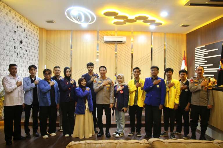 Kapolres Kediri Kota Terima Silaturahmi BEM Kediri Raya