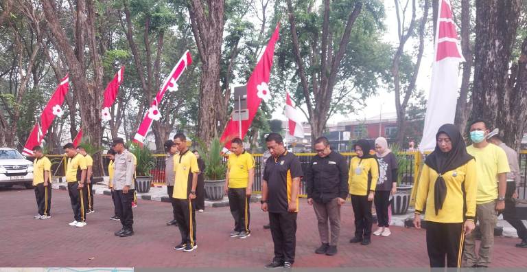 Polsek Tenggilis Mejoyo Gelar Apel Pagi dan Olahraga Bersama untuk Jaga Kebugaran Anggota